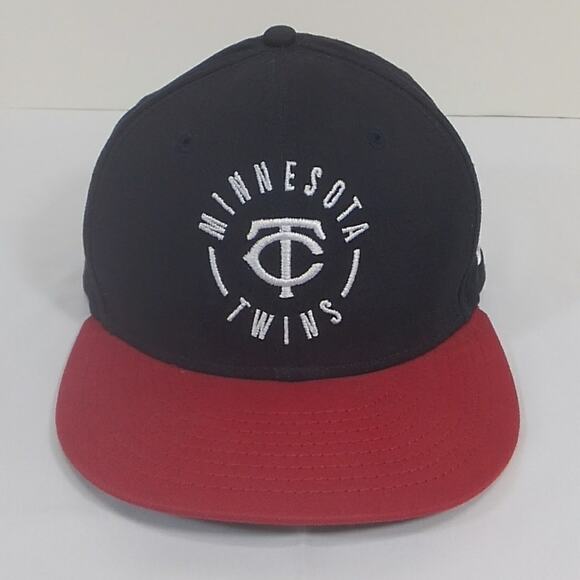 Minnesota Twins VS Victoria's Secret PINK Snap Back Ball Hat New Era - Picture 1 of 7